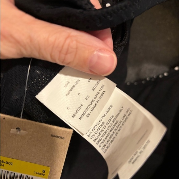 BNWT Nike Black and White Speckled Womens one piece swimsuit - Picture 4 of 4